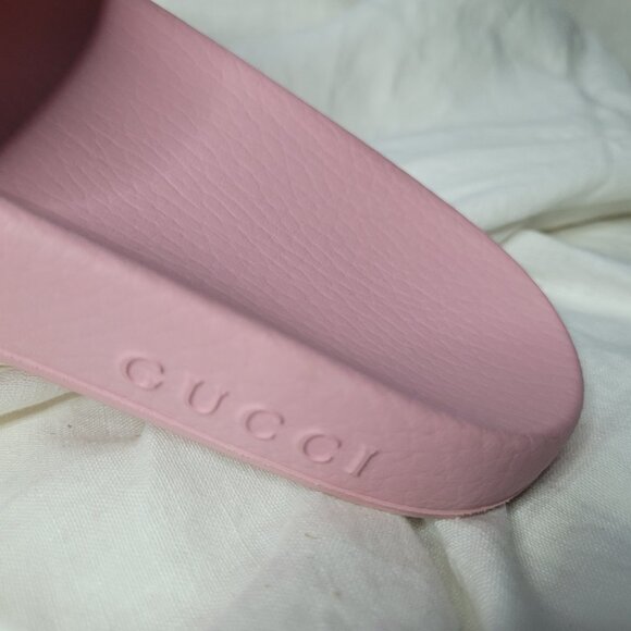 Gucci Pink Supreme Canvas Pool Slides Sandals - Picture 10 of 16